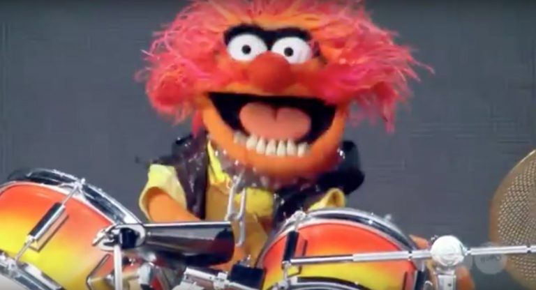 The Muppets band Dr. Teeth and the Electric Mayhem performed LIVE and it was amazing