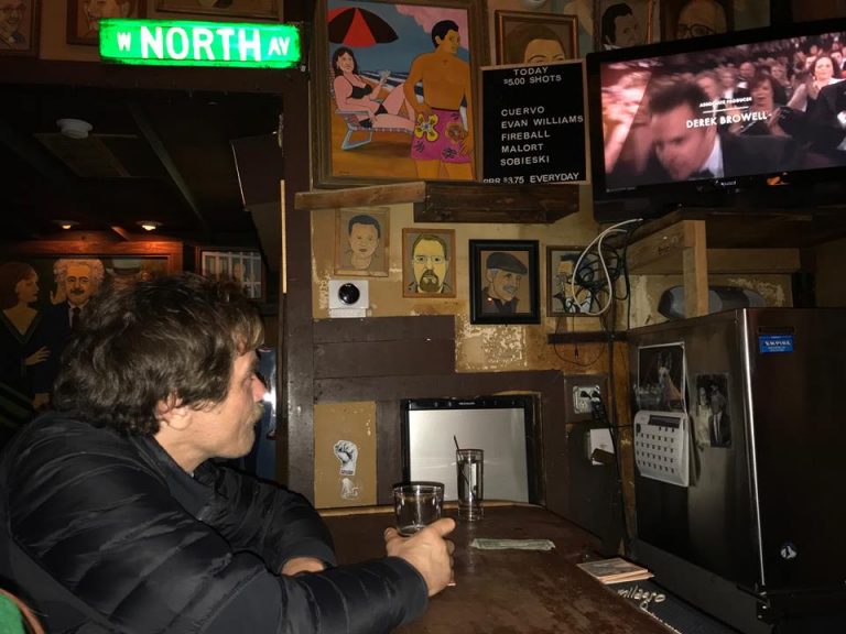 Michael Shannon watched the Oscars from a Chicago dive bar