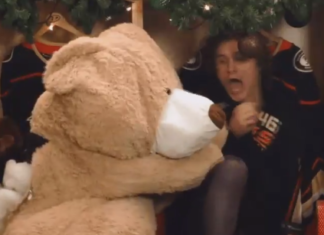 Watch hockey players freak out in Anaheim Ducks holiday prank video Players freak out in Anaheim Ducks holiday prank video